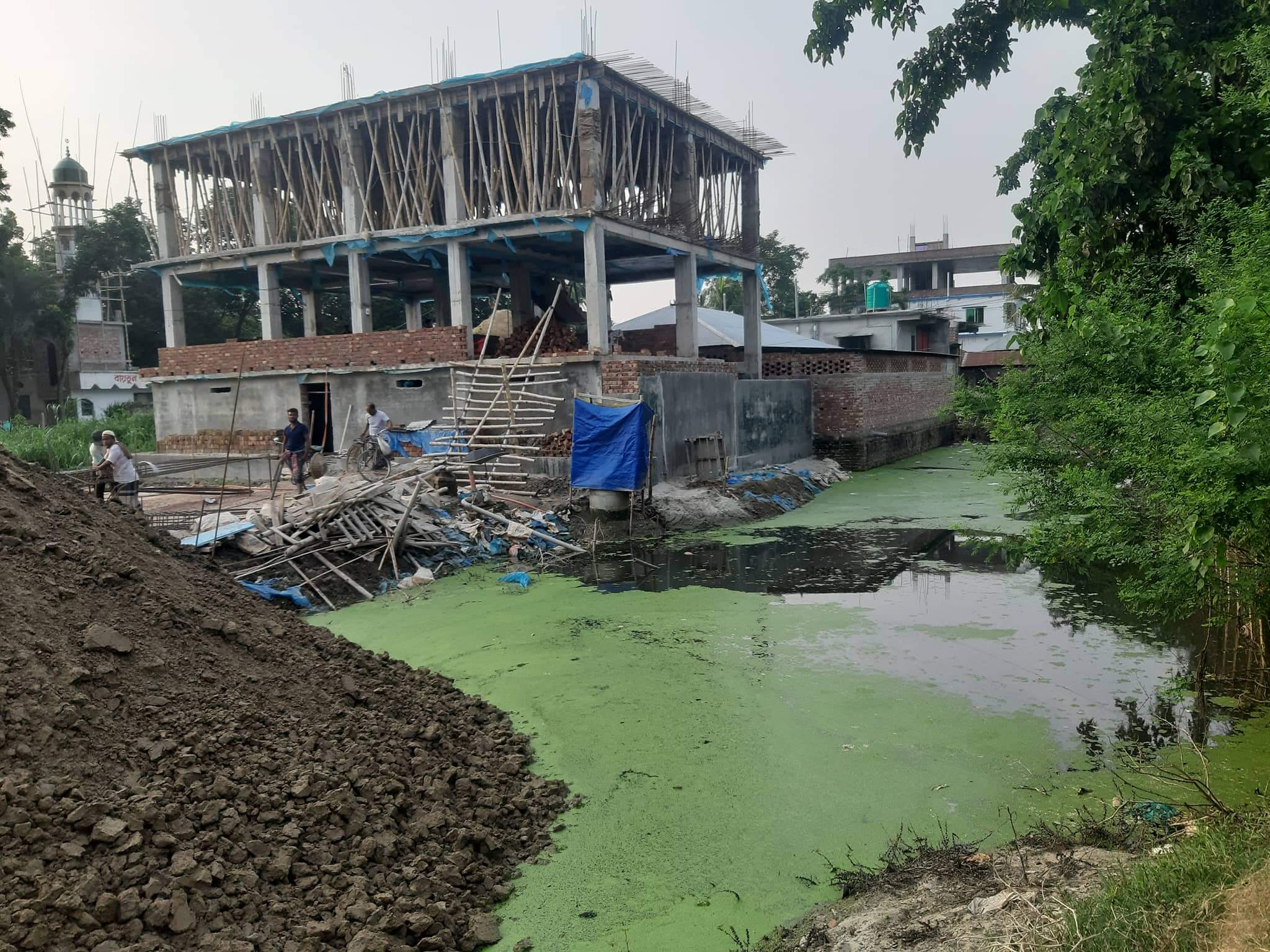 দখল-দূষণে অস্তিত্ব হারাচ্ছে চিতলগারি খাল, নজরদারি নেই কর্তৃপক্ষের