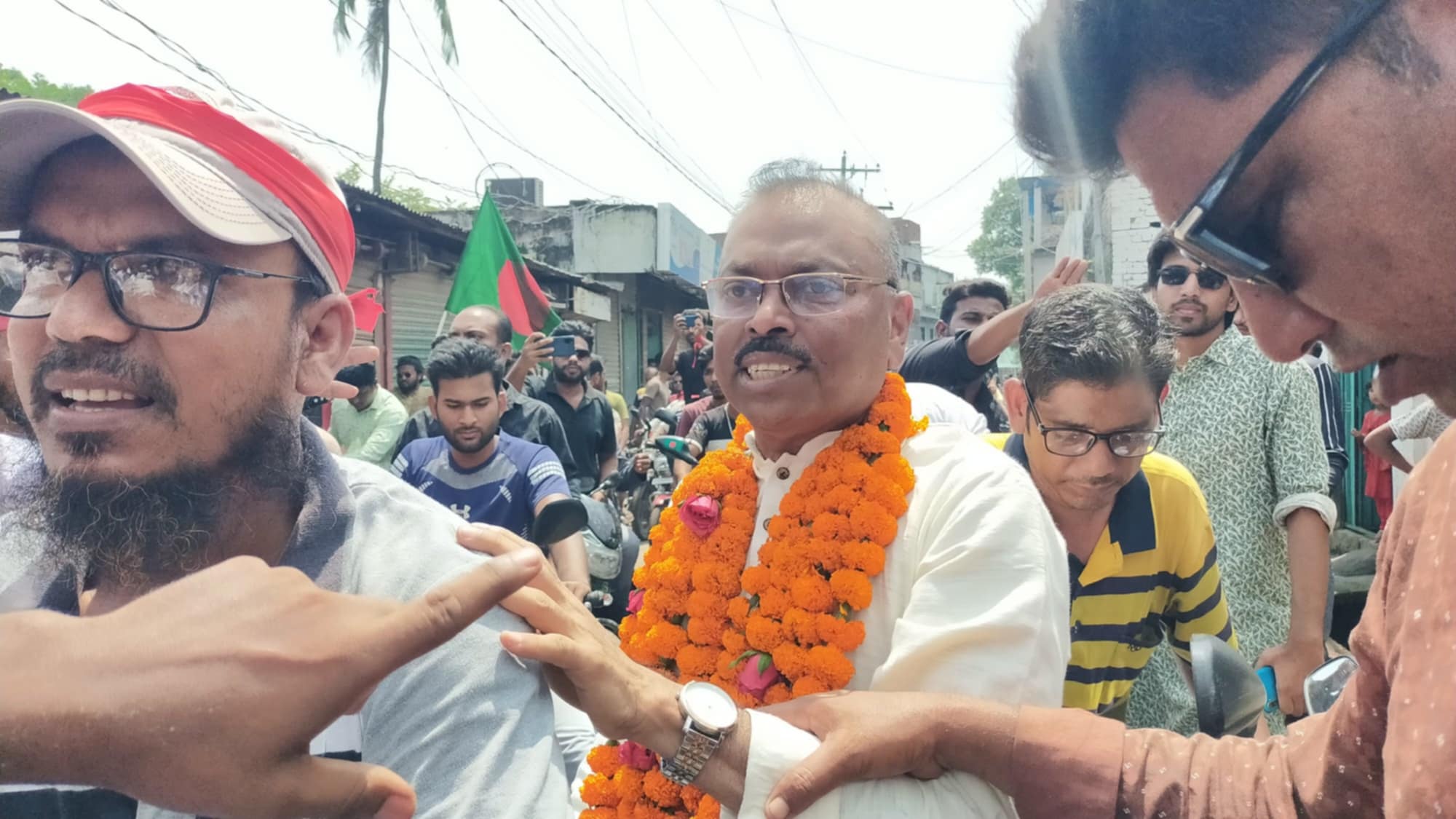 সরকারী স্থাপনা বা কারো বাড়ি-ঘরে হামলা নয়-বাবলু