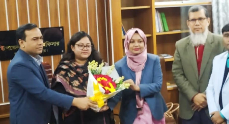 গুরুদাসপুরে নবাগত ইউএনওর যোগদান