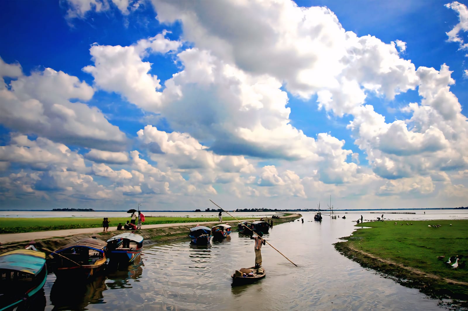 জলরঙে আঁকা পর্যটনের নতুন ঠিকানা-চলনবিল
